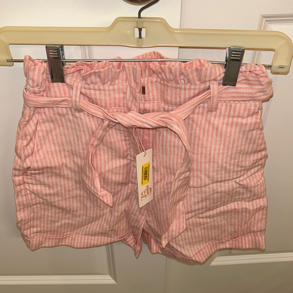 Cute little girl shorts, size 10 with tags